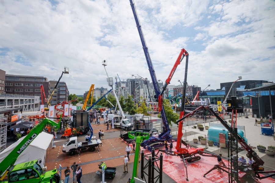 Successful APEX and IRE held in Maastricht