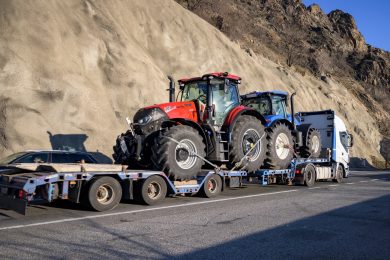 1920_transportingagriculturalmachinery