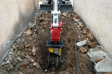22 MAI.MB-R500 – Takeuchi TB-290-2 – Croatia – Utility works – Limestone (2)
