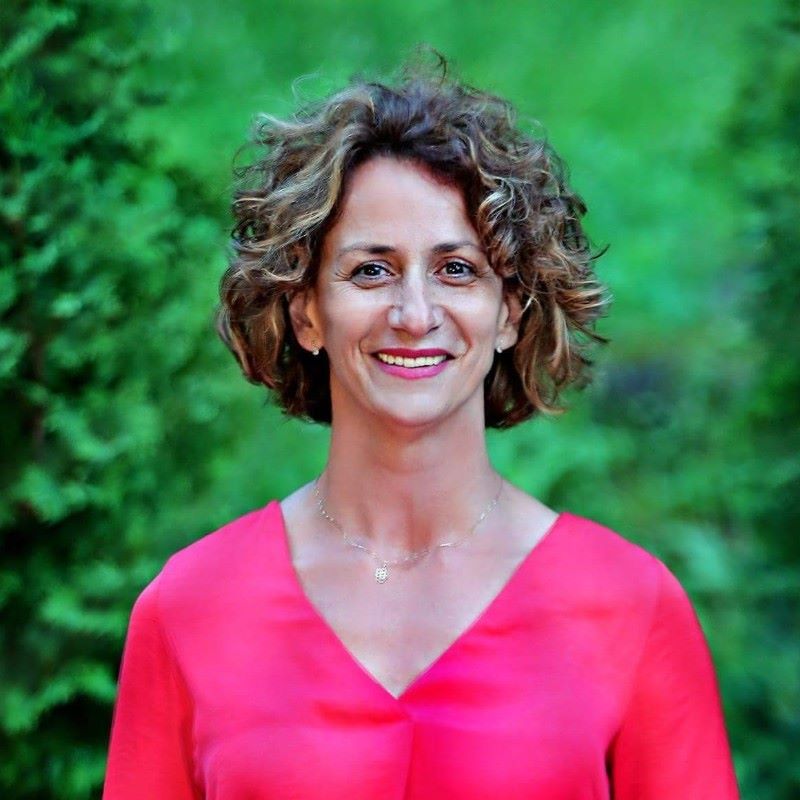 Holcim Romania da startul unei noi editii a programului „Profesii Bine Cimentate”, desfasurat impreuna cu Scoala de Valori, pentru studentii care doresc sa descopere oportunitatile din industria cimentului