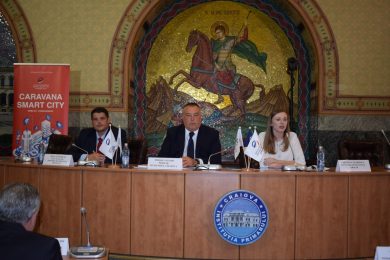 Caravana-smart-city-craiova-01