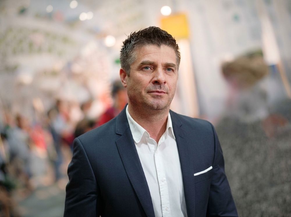 Producatorul de usi de garaj MCA Grup si-a crescut afacerile cu 20%, la 15 mil. euro, dupa investitii de peste 4 mil. euro in automatizarea liniilor de productie si o crestere accentuata a exporturilor