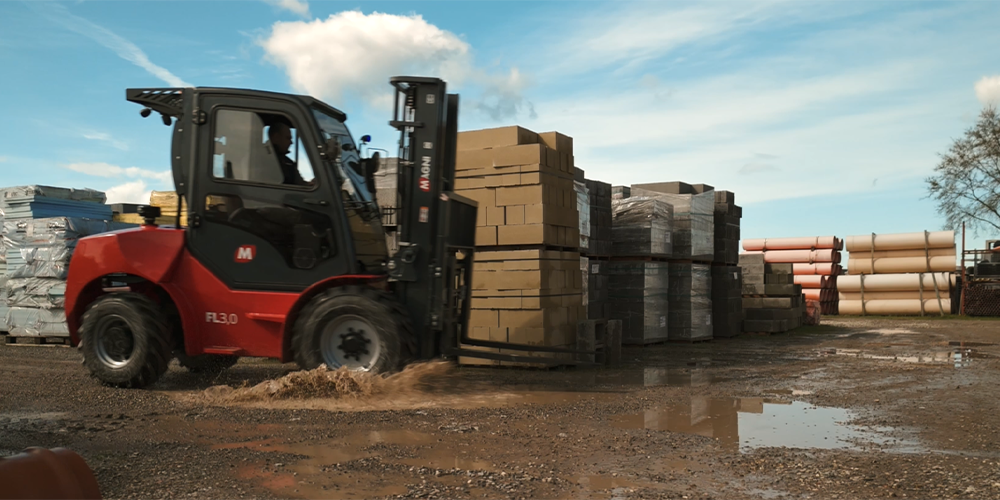 Magni TH off-road forklifts: uninterrupted performance even in the most demanding environments