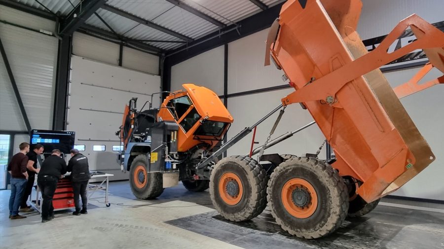 DEVELON Opens New European Training Centre in France