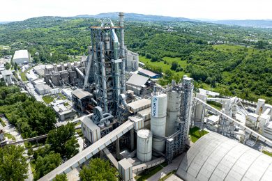 Fabrica de ciment Holcim Campulung