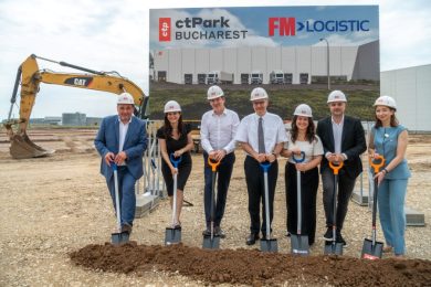 Groundbreaking event CTP x FM Logistic