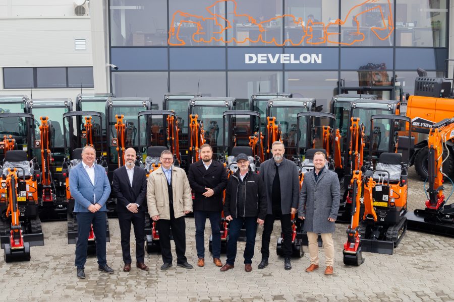 IZOMAT Construction Rentals Expands Portfolio with 60 New State-of-the-Art DEVELON Machines from GARNEA