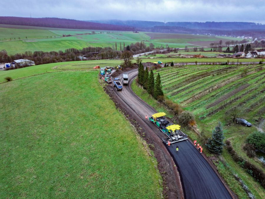 Vögele │ Easier Road Rehabilitation with Digital Paver Control