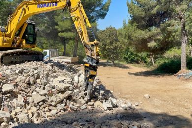 MB-PT1650 – Komatsu PC210 – France – Concrete
