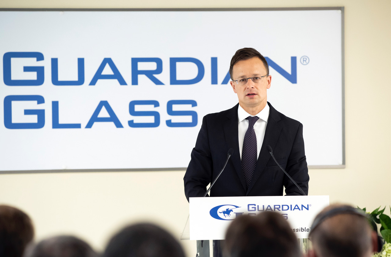 Guardian Glass inaugureaza o noua linie de productie de sticla  laminata in fabrica din Orosháza, Ungaria