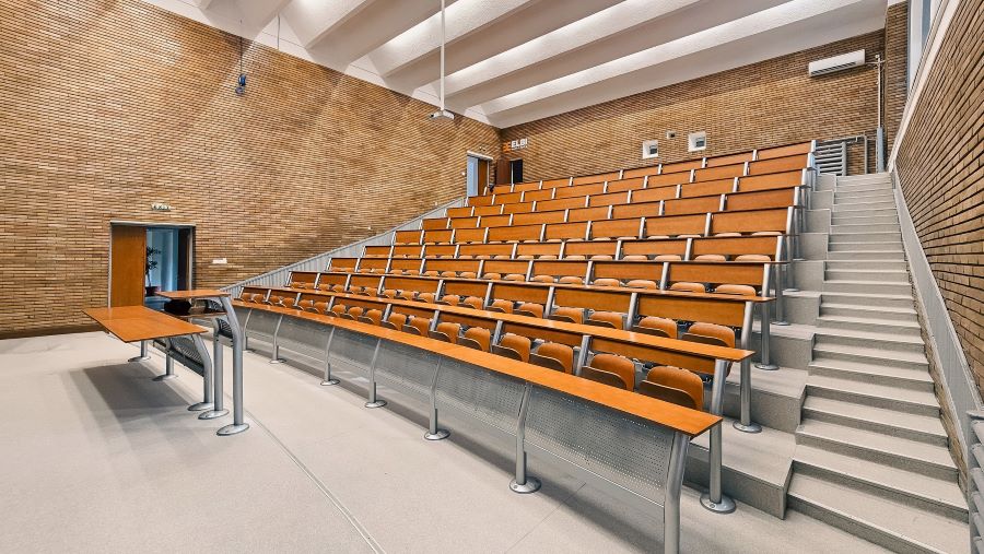 ELBI Electric & Lighting invests over 350,000 Lei in renovating the amphitheater of the Faculty of Electrical Engineering at the Politehnica University of Bucharest