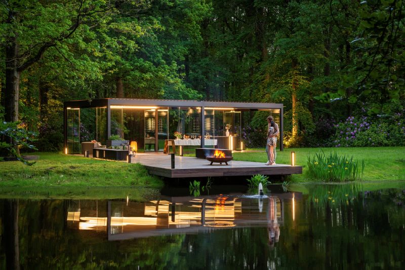 Renson outdoor living: unique example of the automation of custom-made products. Sustainable Renson production site ready for the future