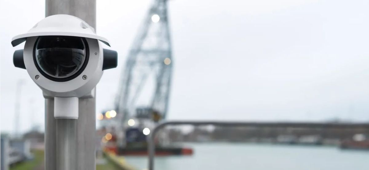 Axis lanseaza o carcasa pentru conectarea camerelor video IP la retele celulare private