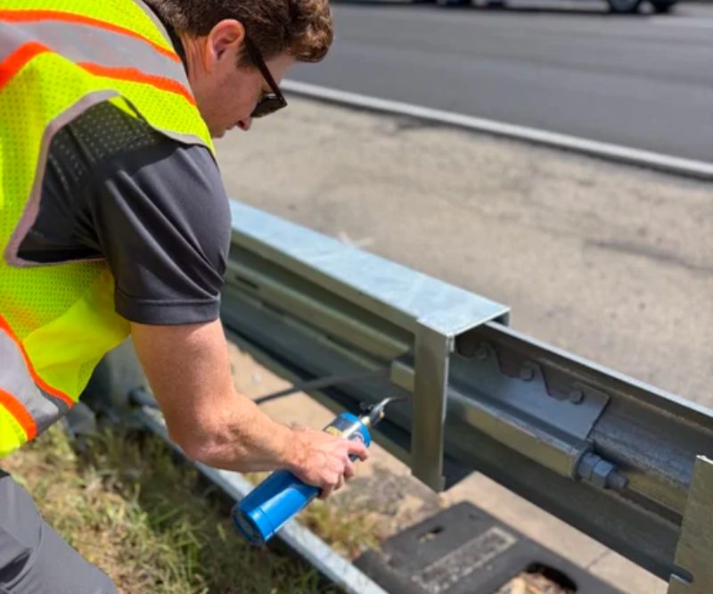 Enhancing Roadway Safety: Deploying Pi-lit® Impact Detection Technology