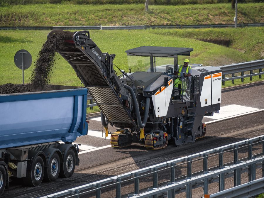 Wirtgen | The W 210 XF – Innovative Technology for Maximum Milling Performance