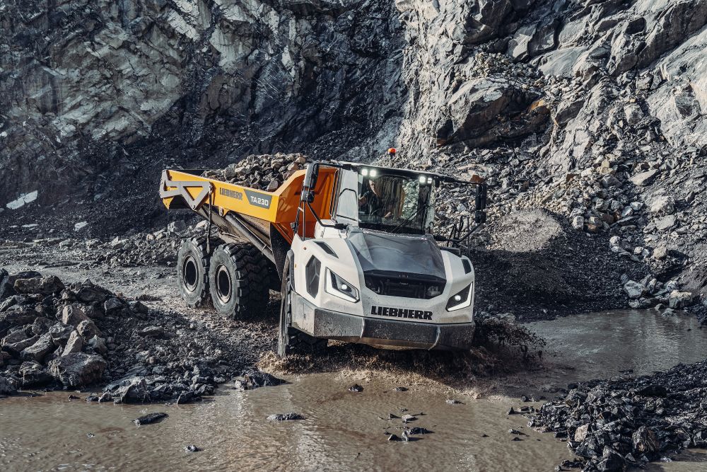 Powerful machine for the extraction industry: The Liebherr TA 230 Litronic articulated dump truck at steinexpo 2026