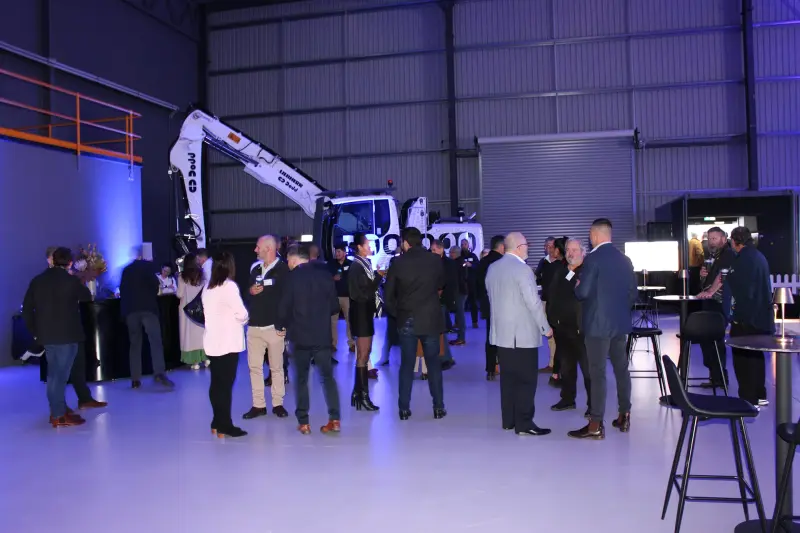 Liebherr-Australia commemorates the opening of its new training centre in Western Australia