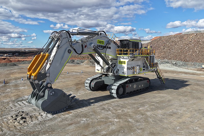 liebherr-r9600-nsr-closeup_96dpi_w800