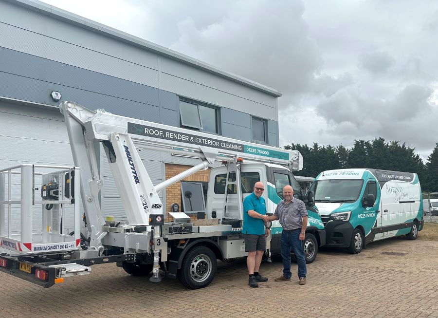 Alfresco Exterior Cleaning and the MZ250: a Story of Growth, Passion and Partnership  