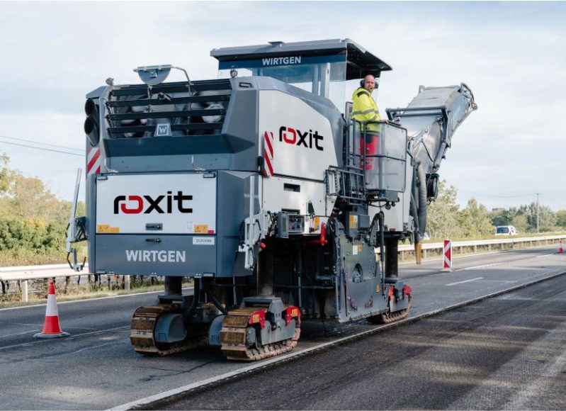 roxit_Mockup_03