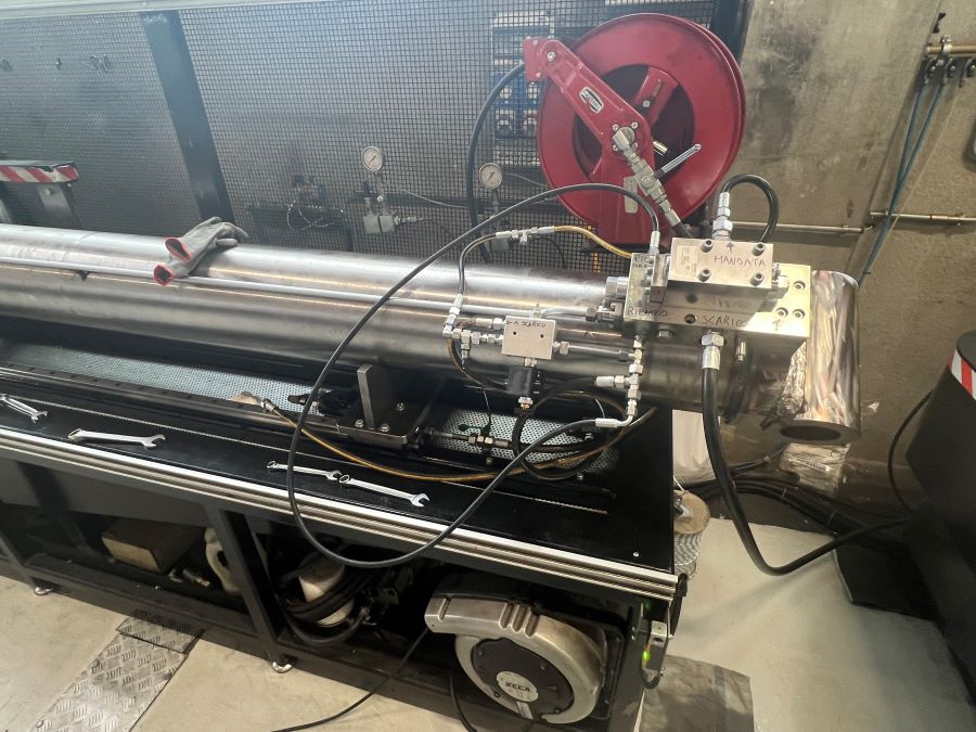 We Control Gravity – Gently | Multitel Pagliero & Flodraulic Motion Systems