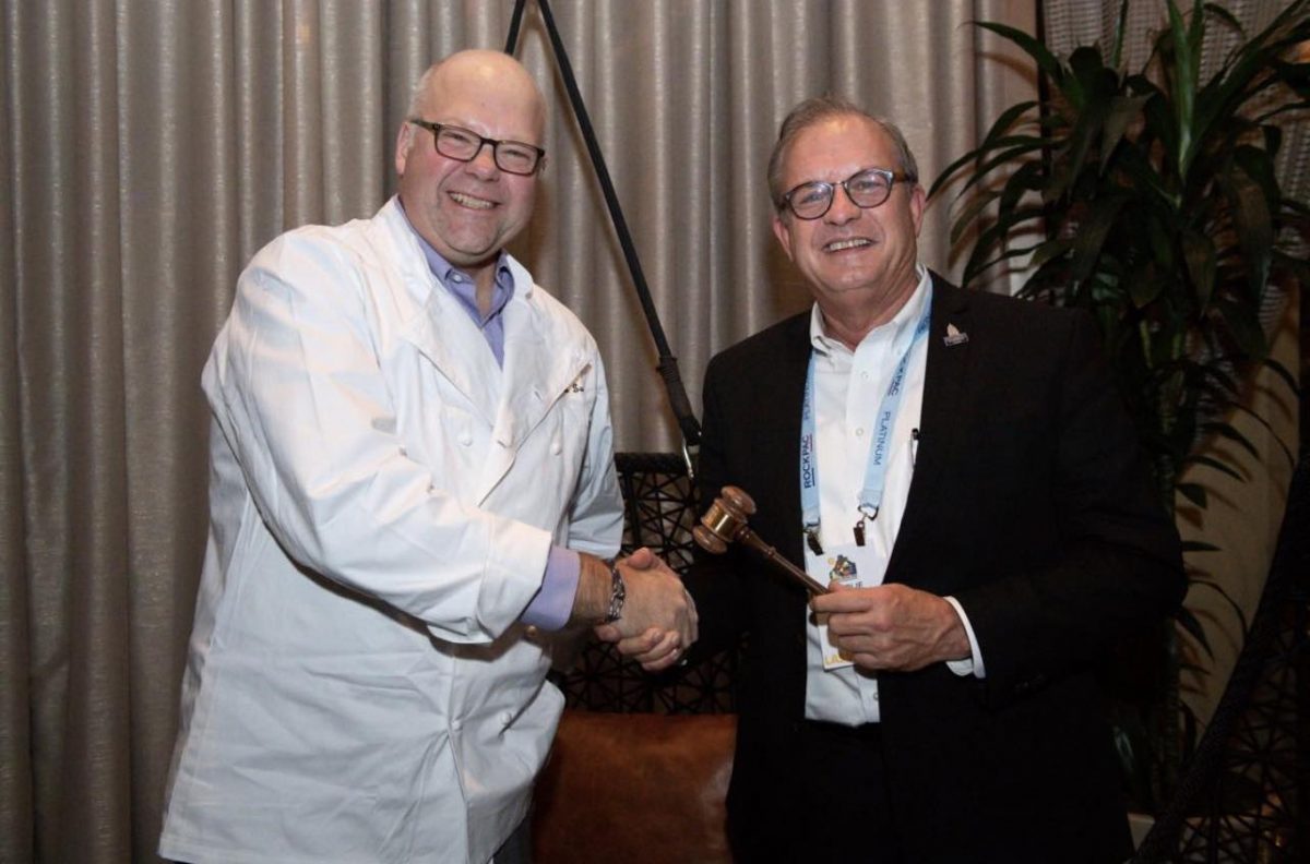 DSC’s Director of Domestic Dredge Sales receives Gavel and Named Chairman of M&S Division